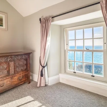 Prospect House Coverack
